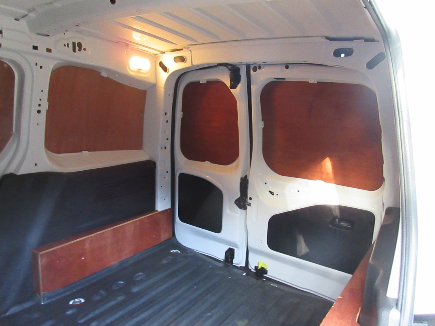 Used Peugeot Partner 2019 for sale - 77225329: Photo 11