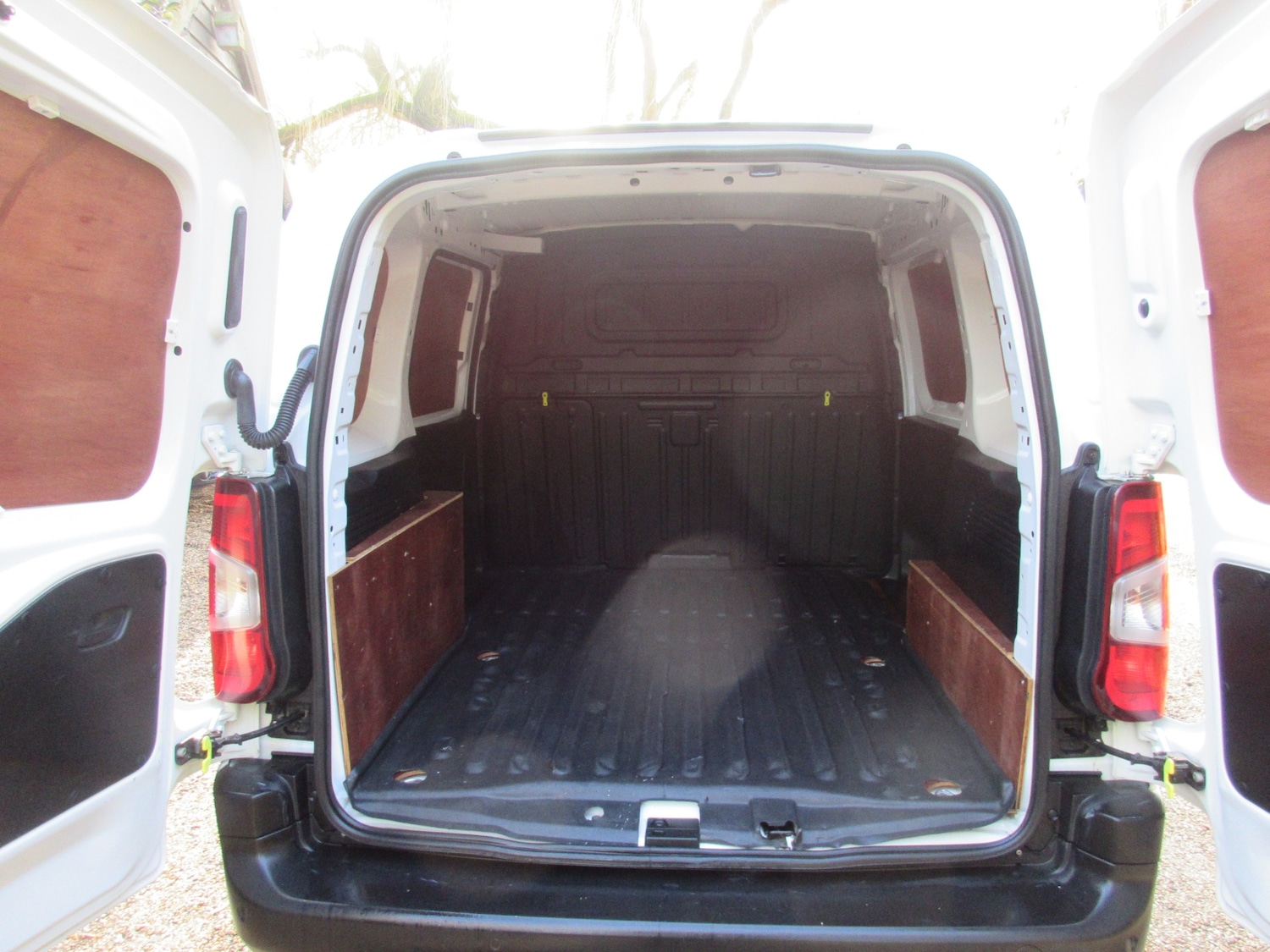 Used Peugeot Partner 2019 for sale - 77225329: Photo 9