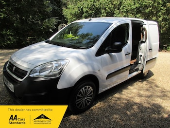 Used Peugeot Partner 2018 for sale - 78950283: Photo