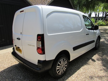 Used Peugeot Partner 2018 for sale - 78950283: Photo