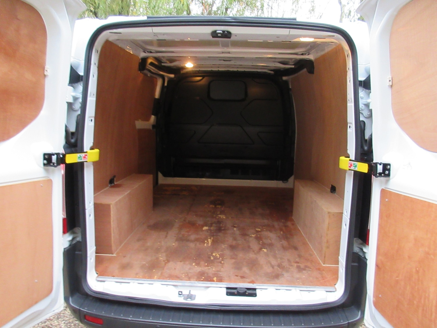 Used Ford Transit Custom 2017 for sale - 76273204: Photo 11