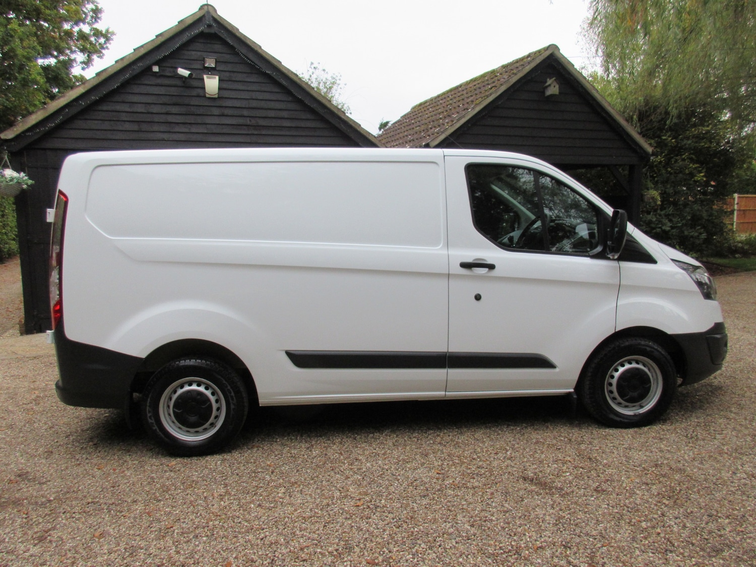 Used Ford Transit Custom 2017 for sale - 76273204: Photo 3