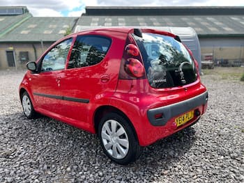 Used Peugeot 107 2014 for sale - 79754422: Photo