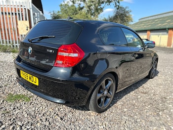 Used BMW 1 Series 2009 for sale - 75537530: Photo