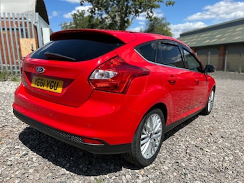 Used Ford Focus 2011 for sale - 75342879: Photo