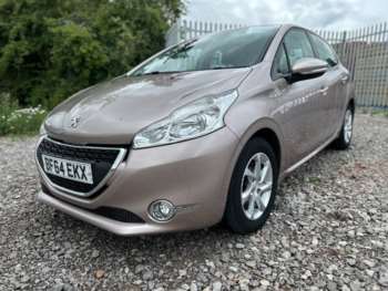Used Peugeot 208 2014 for sale - 74923635: Photo