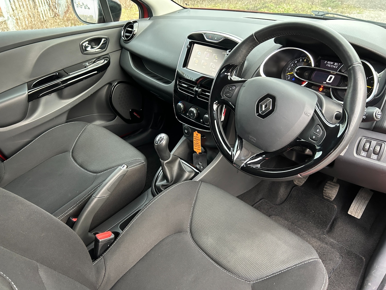 Used Renault Clio 2014 for sale - 77381321: Photo 5