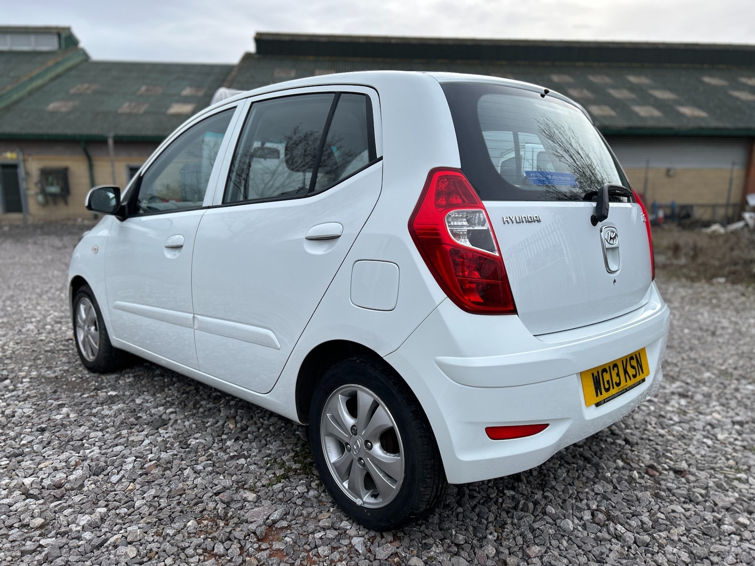 Used Hyundai i10 2013 for sale - 77601983: Photo 3