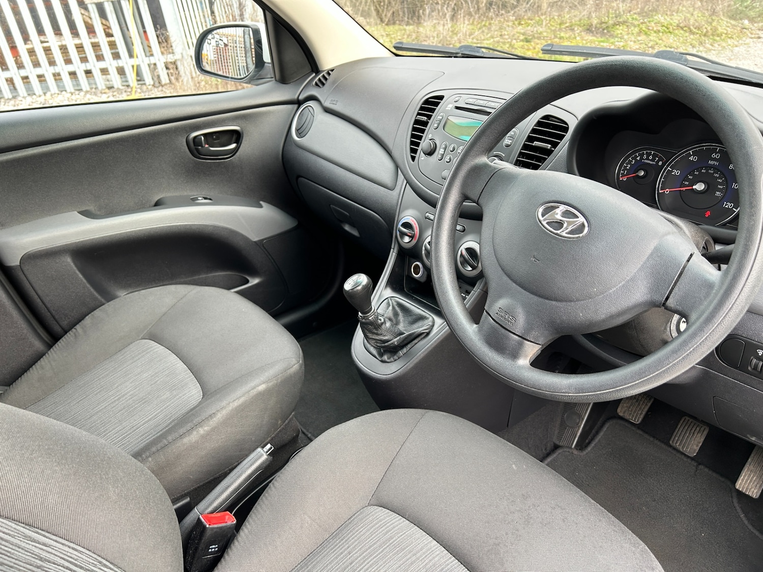 Used Hyundai i10 2013 for sale - 77601983: Photo 5