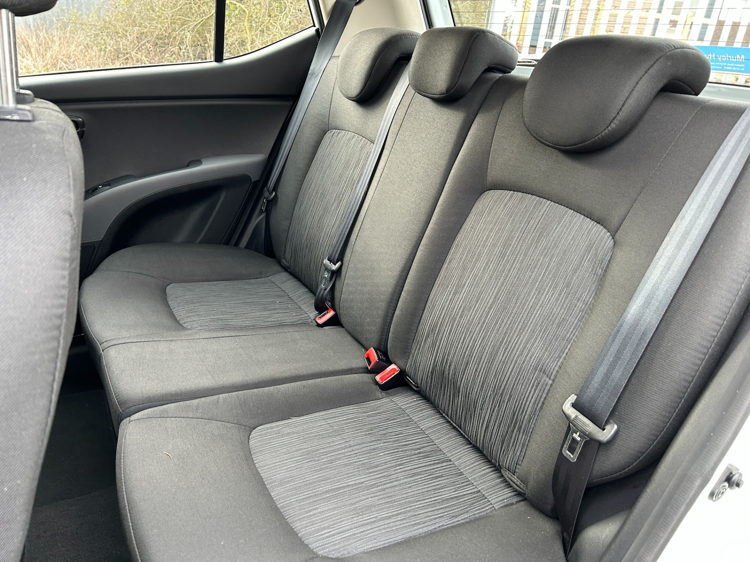 Used Hyundai i10 2013 for sale - 77601983: Photo 9