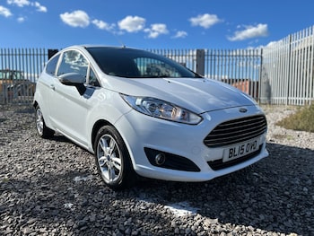 Used Ford Fiesta 2015 for sale - 76045331: Photo