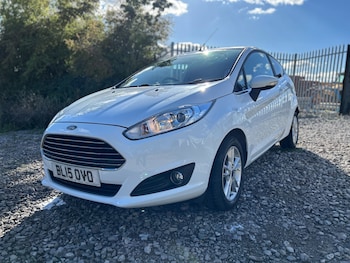 Used Ford Fiesta 2015 for sale - 76045331: Photo