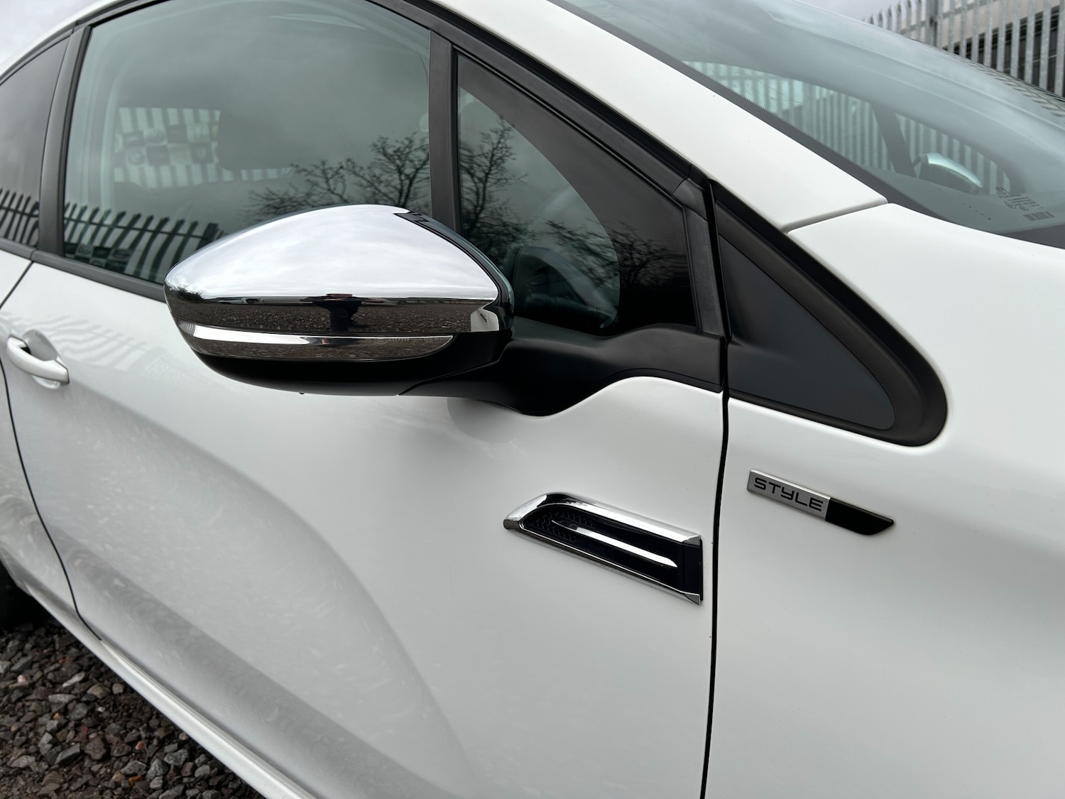 Used Peugeot 208 2015 for sale - 77300703: Photo 5