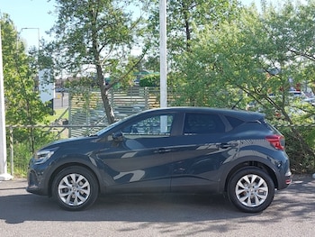 Used Renault Captur 2022 for sale - 75424120: Photo