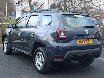 Used Dacia Duster 2019 for sale - 77439321: Photo
