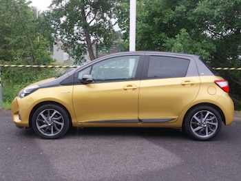 Used Toyota Yaris 2019 for sale - 78777805: Photo