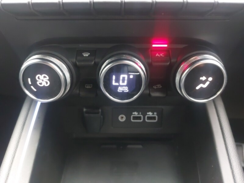 Used Renault Clio 2025 for sale - 76052489: Photo 15