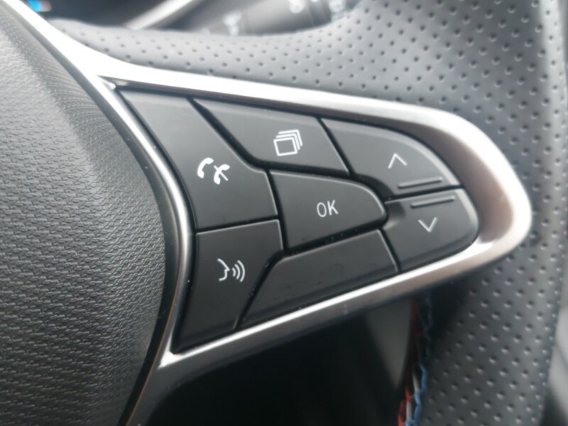 Used Renault Clio 2025 for sale - 76052489: Photo 18