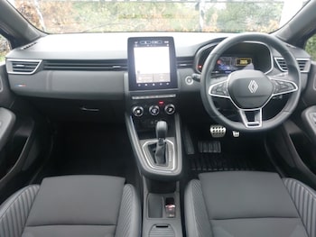 Used Renault Clio 2025 for sale - 76052489: Photo 2