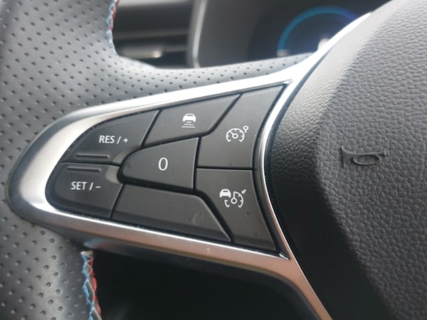 Used Renault Clio 2023 for sale - 76343356: Photo 12