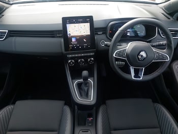 Used Renault Clio 2023 for sale - 76343356: Photo 2
