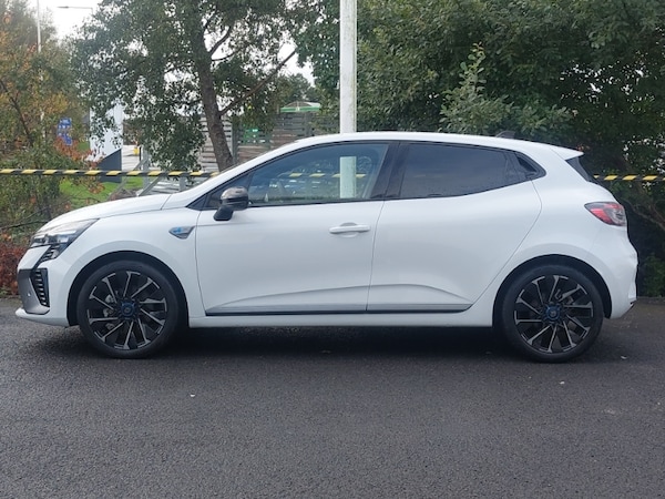 Used Renault Clio 2023 for sale - 76343356: Photo 4
