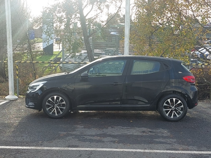 Used Renault Clio 2021 for sale - 76907032: Photo 4