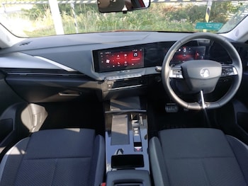 Used Vauxhall Astra 2023 for sale - 79336350: Photo