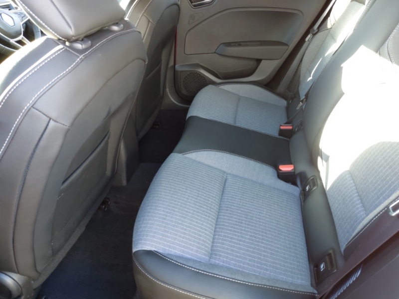 Used Renault Clio 2024 for sale - 78032637: Photo 6