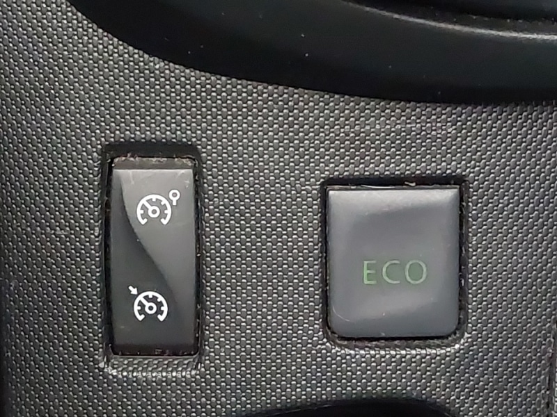 Used Renault Captur 2013 for sale - 77126127: Photo 16