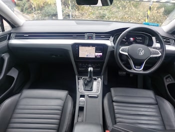 Used Volkswagen Passat 2022 for sale - 75664013: Photo