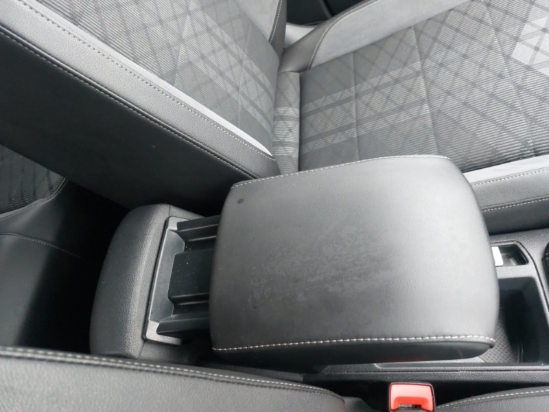 Used Volkswagen T-Roc 2022 for sale - 77623026: Photo 17