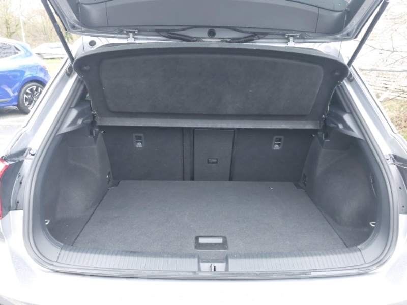 Used Volkswagen T-Roc 2022 for sale - 77623026: Photo 8