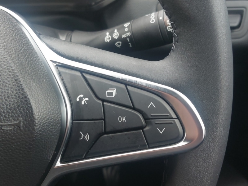 Used Renault Captur 2023 for sale - 78183702: Photo 17