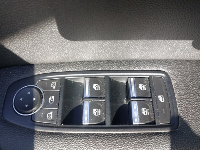 Used Renault Captur 2020 for sale - 77837755: Photo 19