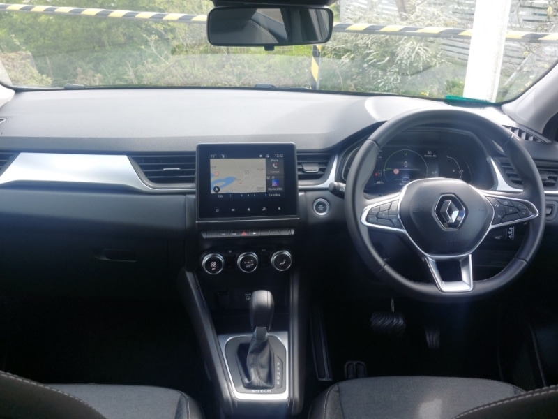 Used Renault Captur 2023 for sale - 78225108: Photo 2