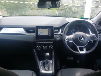 Used Renault Captur 2023 for sale - 78225108: Photo