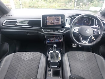 Used Volkswagen T-Roc 2023 for sale - 75400015: Photo