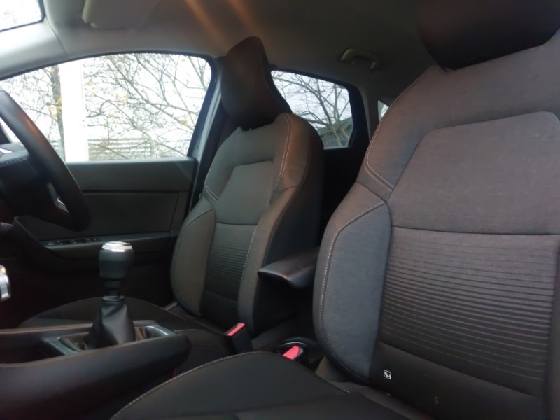 Used Renault Captur 2022 for sale - 77324903: Photo 5