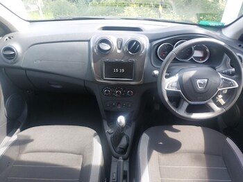 Used Dacia Sandero Stepway 2019 for sale - 78727632: Photo