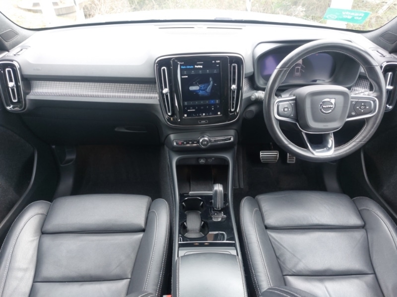 Used Volvo XC40 2021 for sale - 77933150: Photo 2