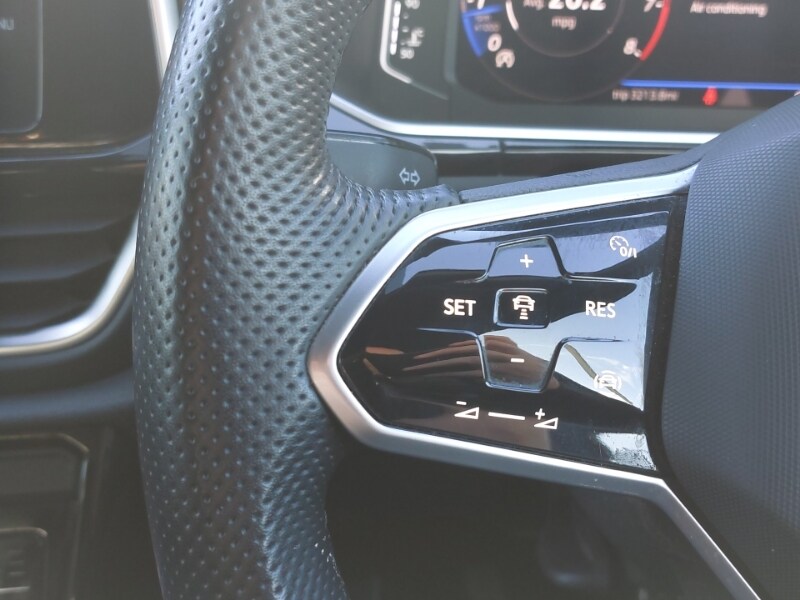 Used Volkswagen T-Roc 2023 for sale - 77731201: Photo 14