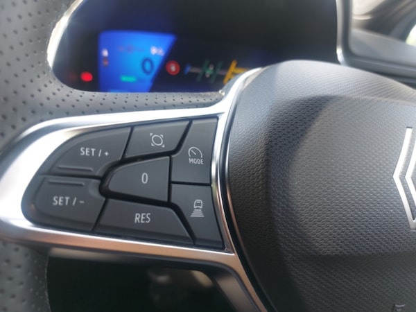Used Renault Other 2024 for sale - 76221571: Photo 13