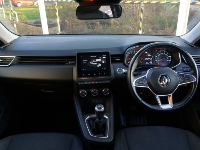 Used Renault Clio 2020 for sale - 77189795: Photo 2