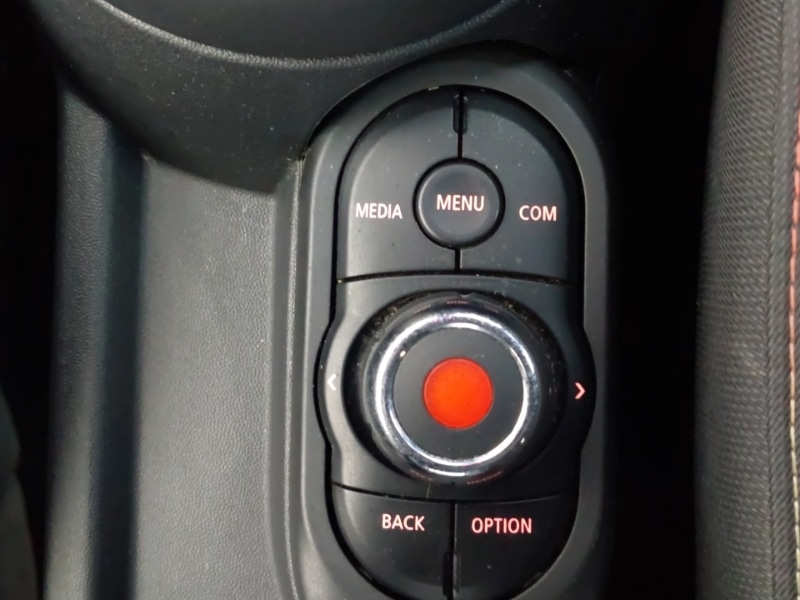 Used MINI Convertible 2019 for sale - 77209124: Photo 15