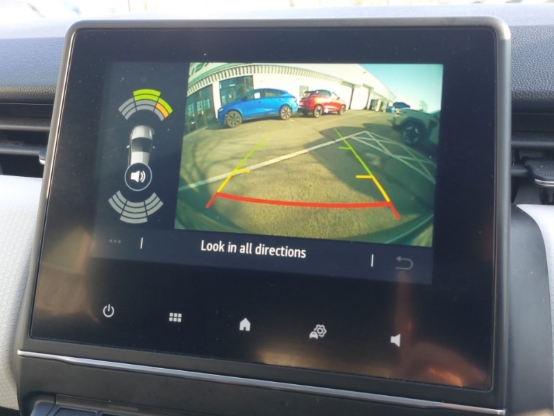 Used Renault Clio 2023 for sale - 77750678: Photo 11