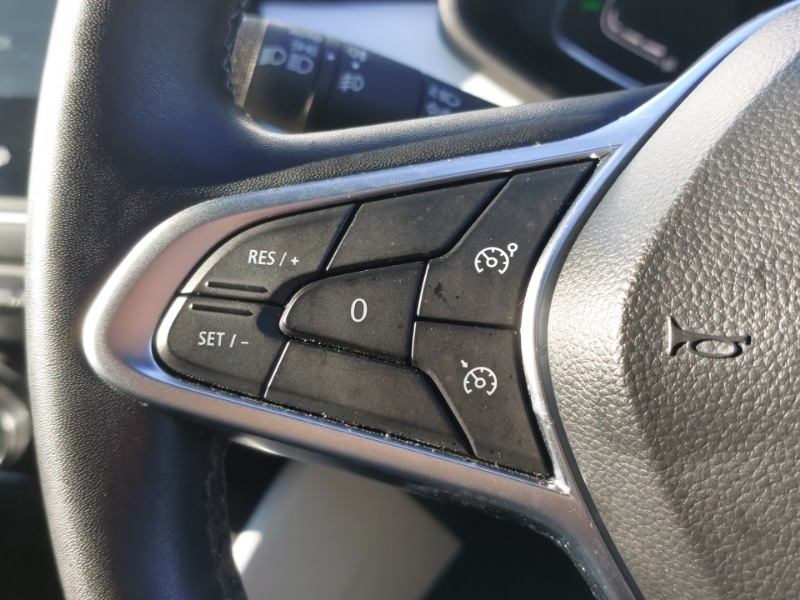 Used Renault Clio 2023 for sale - 77750678: Photo 15