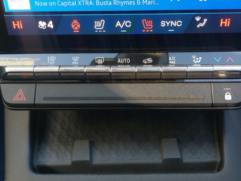 Used Renault Scenic E-Tech 2024 for sale - 76377057: Photo 17