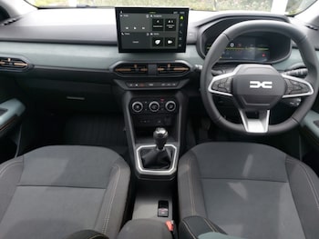 Used Dacia Sandero Stepway 2026 for sale - 79400010: Photo