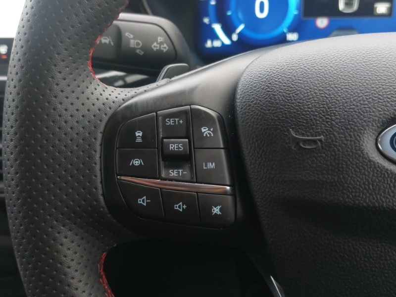 Used Ford Focus 2023 for sale - 76970138: Photo 12